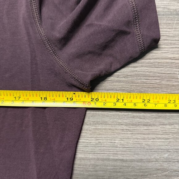 Lululemon Men's 5 Year Basic Tee - Brown - Picture 3 of 4
